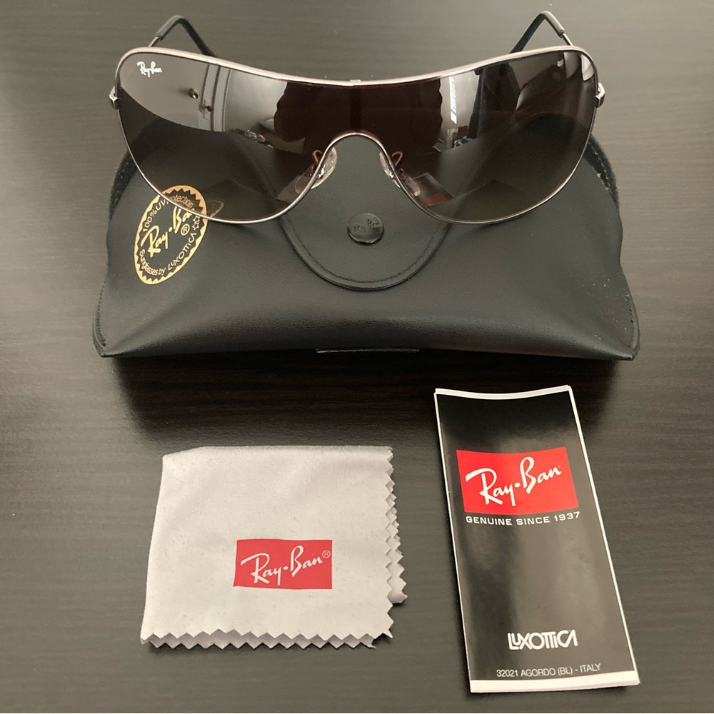 Ray-Ban Sunglasses RB3211  004/13 - Picture 2 of 9